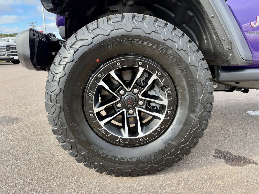 New 2026 Jeep Wrangler Unlimited Rubicon w/ Xtreme 35 Tire Package image 10