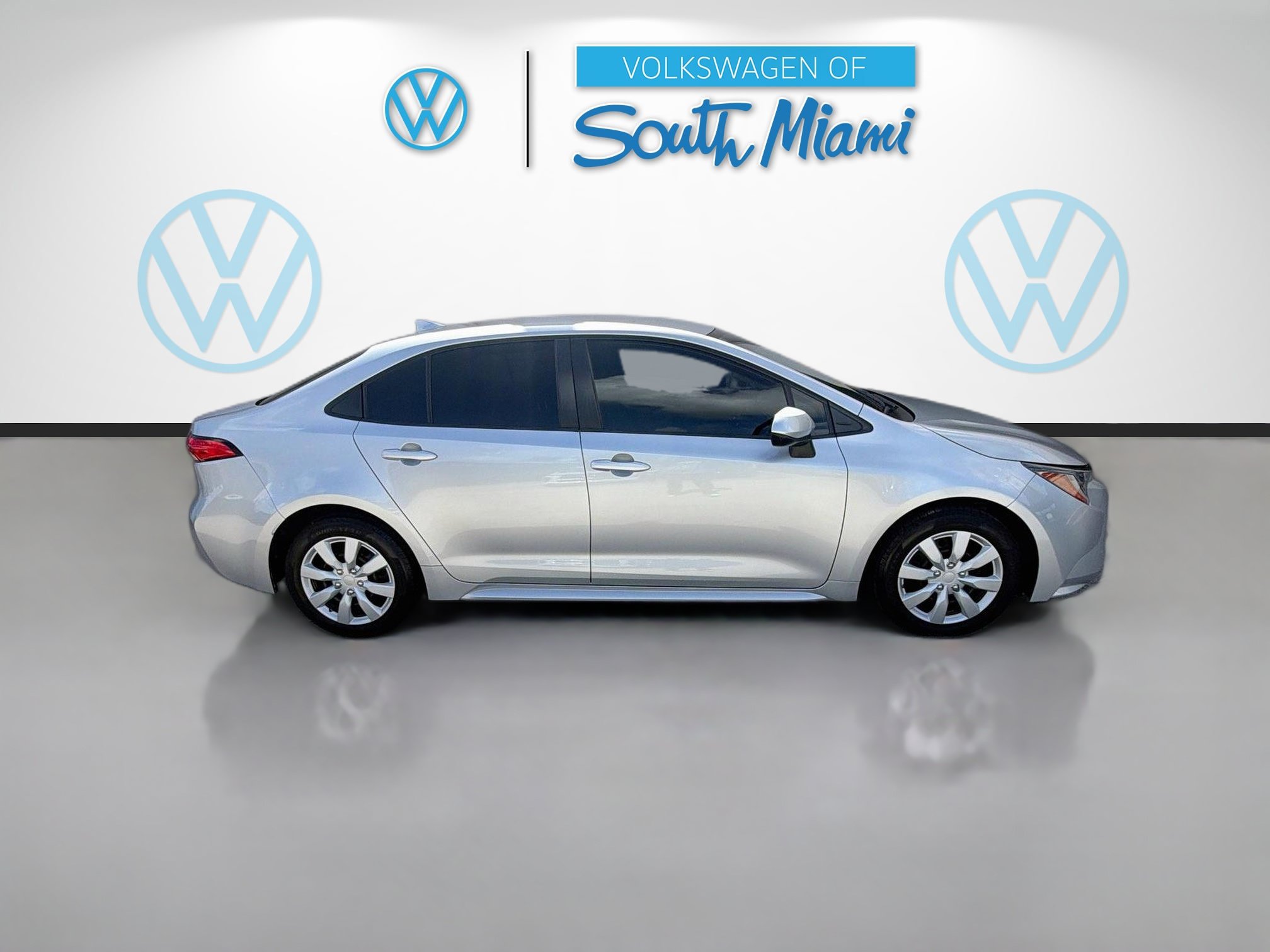 Used 2022 Toyota Corolla LE FWD image 8