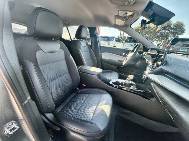 Certified 2026 Chevrolet Trax LT FWD image 26