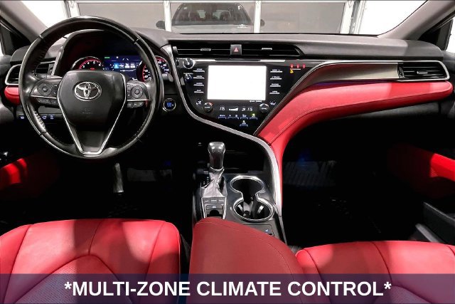 Used 2019 Toyota Camry XSE FWD image 10