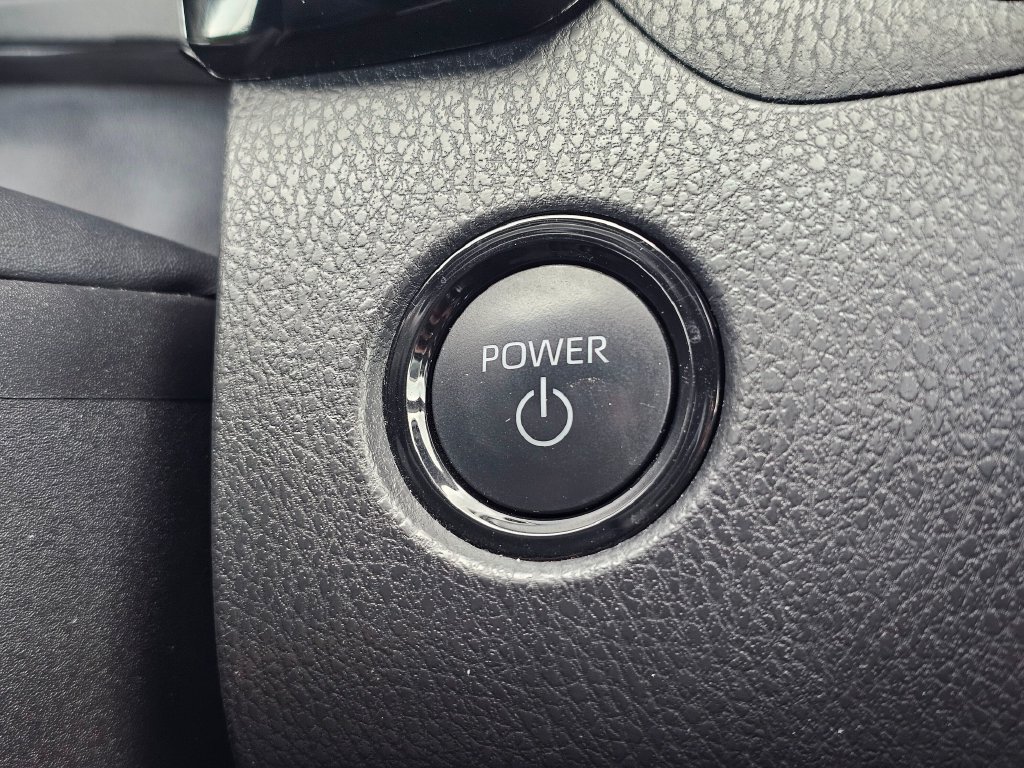 Used 2025 Toyota Camry LE FWD image 36