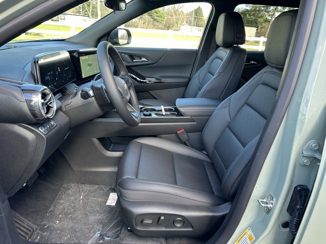 New 2026 Chevrolet Equinox LT image 8