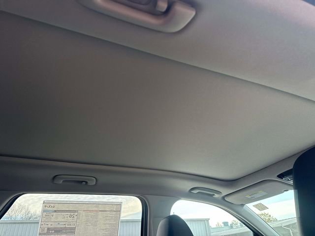 New 2026 Kia Sorento S w/ S Panoramic Sunroof Package FWD image 16