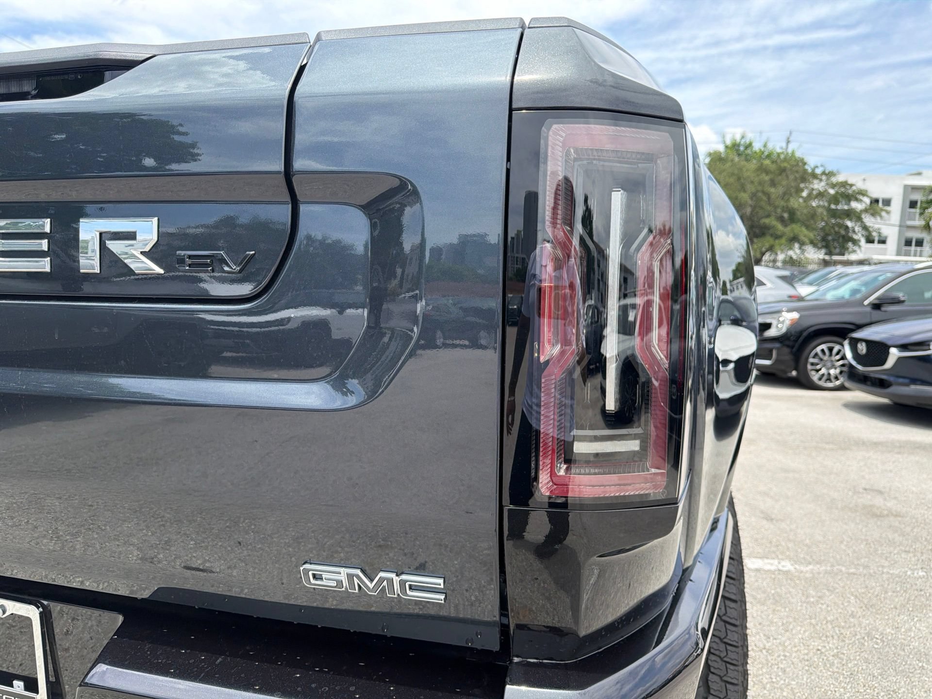 Used 2026 GMC Hummer EV 4x4 Crew Cab image 15
