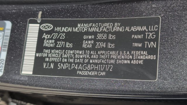 Certified 2023 Hyundai Elantra Limited FWD image 29
