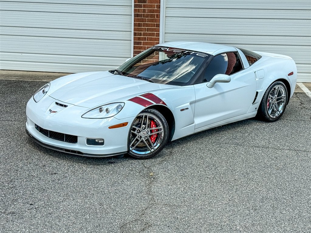 Used 2007 Chevrolet Corvette Z06 w/ Preferred Equipment Group RWD image 8