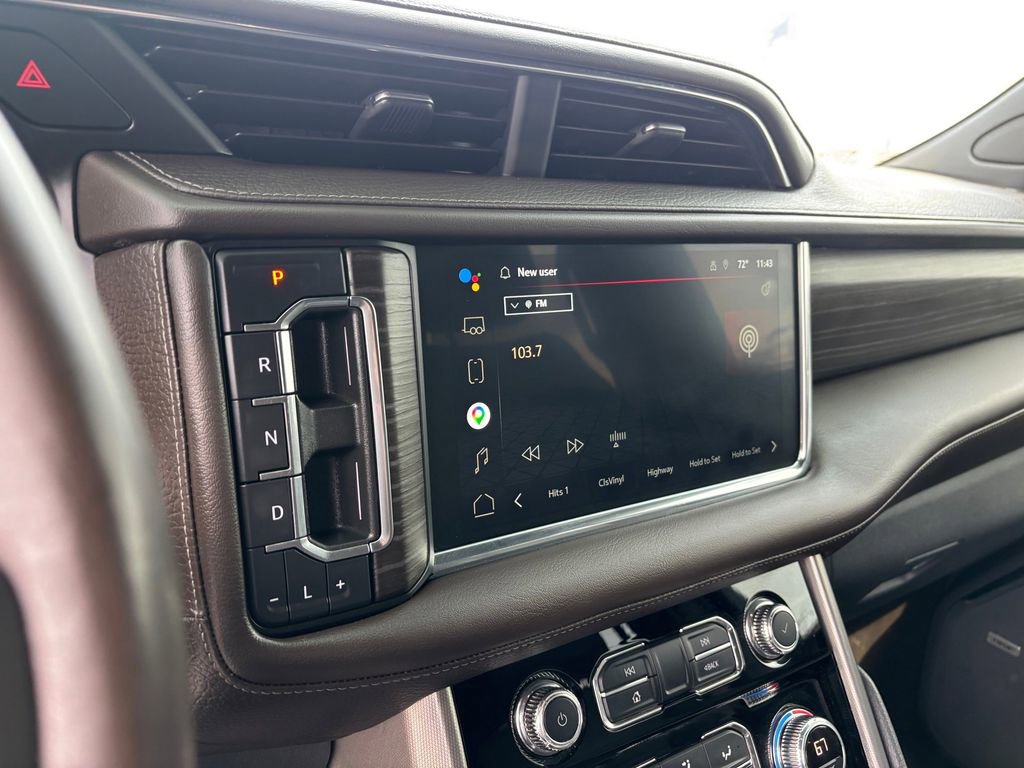 Used 2022 GMC Yukon XL Denali AWD/4WD image 17