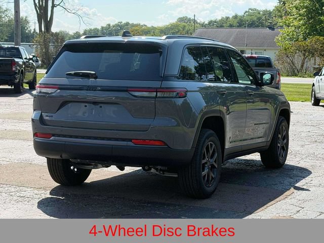 New 2027 Jeep Grand Cherokee Altitude AWD/4WD image 30