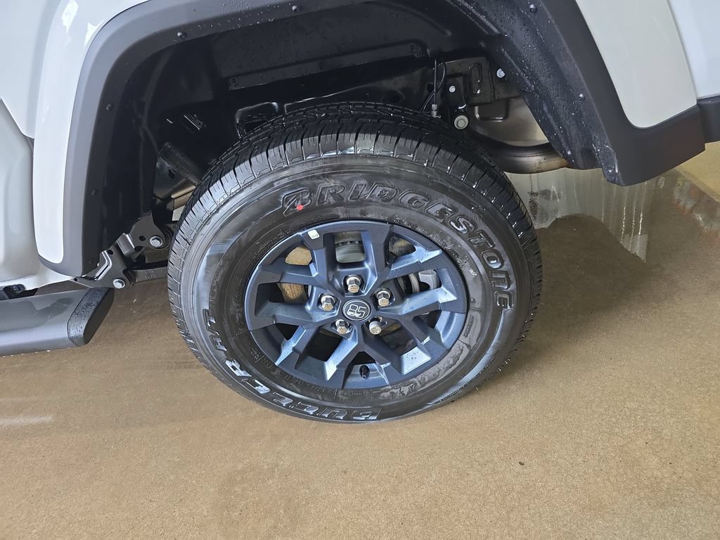 New 2026 Jeep Gladiator Sport AWD/4WD image 34