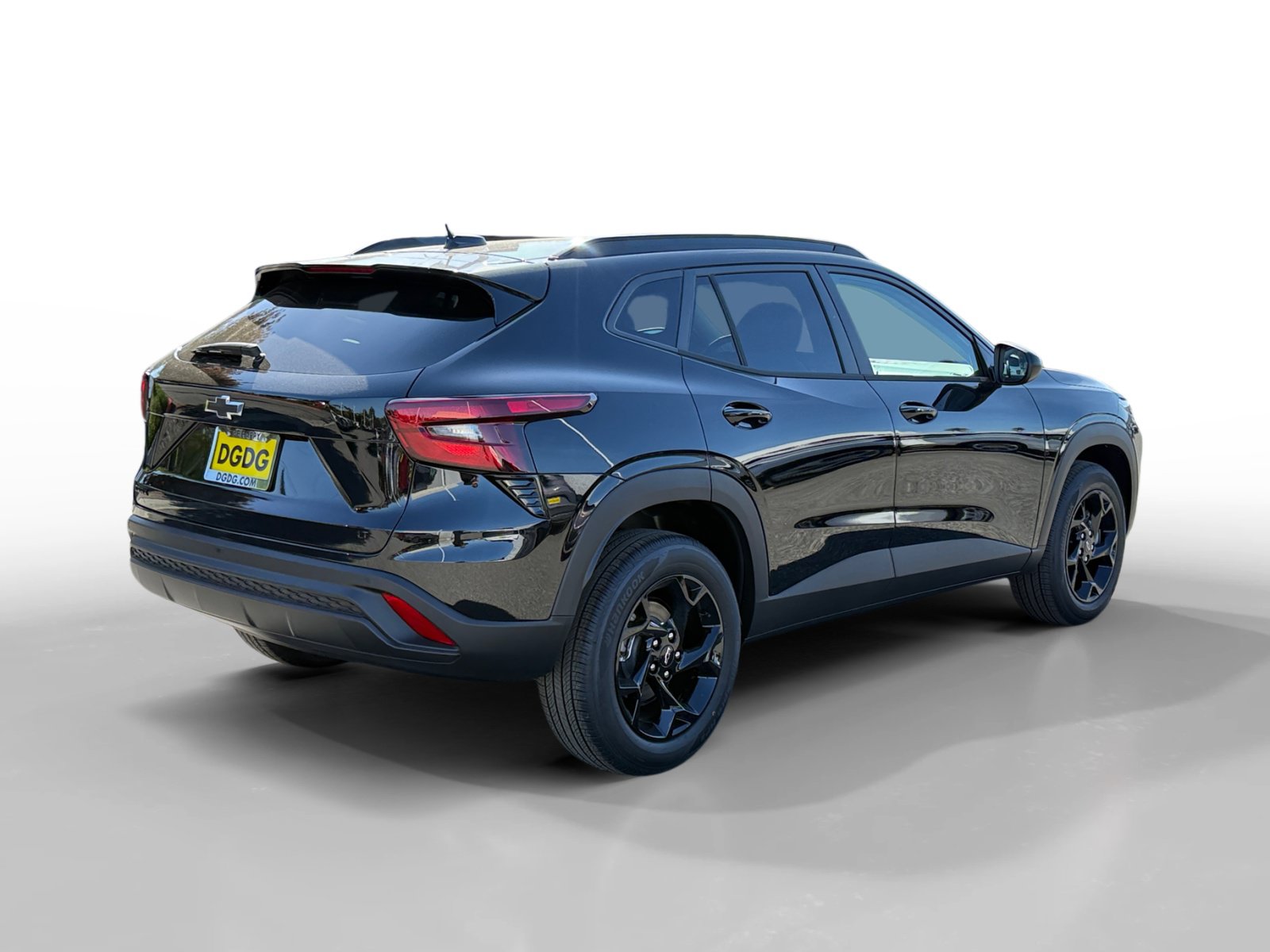 New 2026 Chevrolet Trax LT w/ Driver Confidence Package FWD image 5