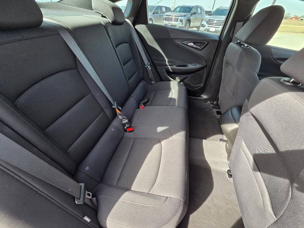 Used 2025 Chevrolet Malibu LS image 26