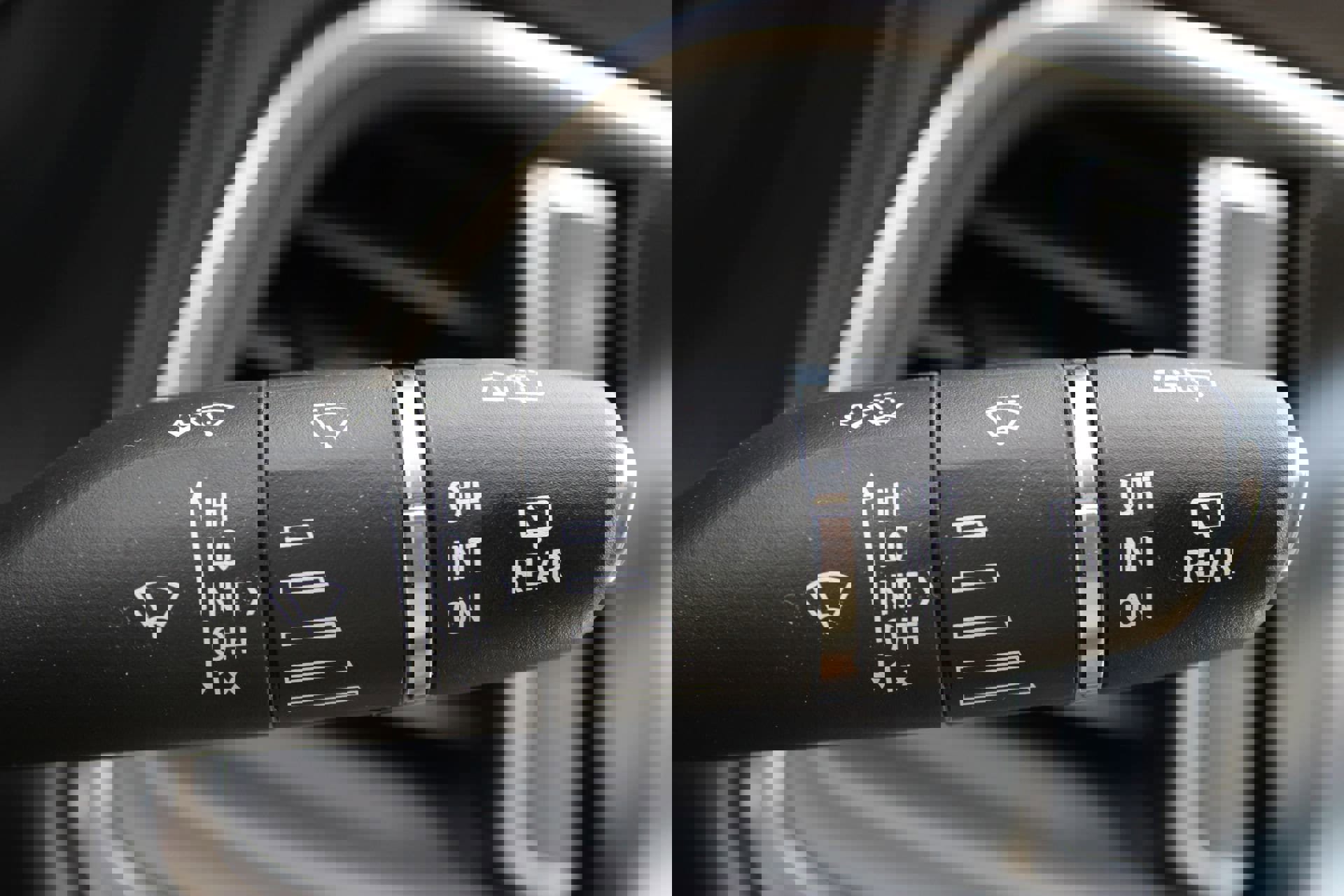 Used 2023 Buick Enclave Essence w/ Experience Buick Package FWD image 35