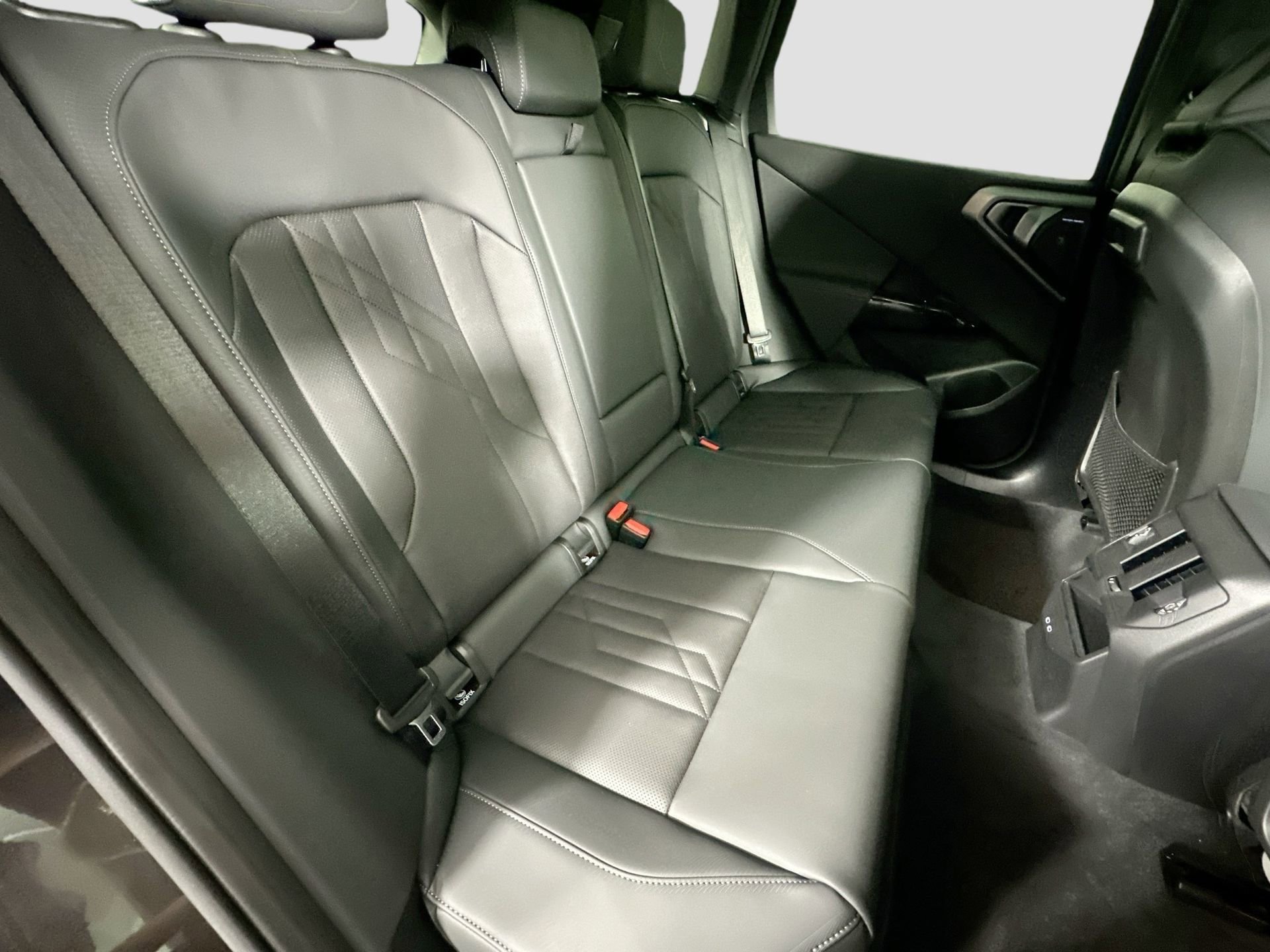 Used 2026 BMW X3 xDrive30 w/ Premium Package image 28