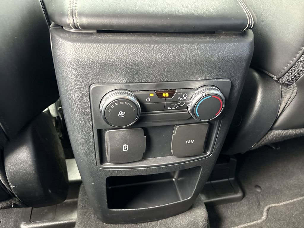 Used 2021 Ford Explorer XLT w/ Equipment Group 202A image 24