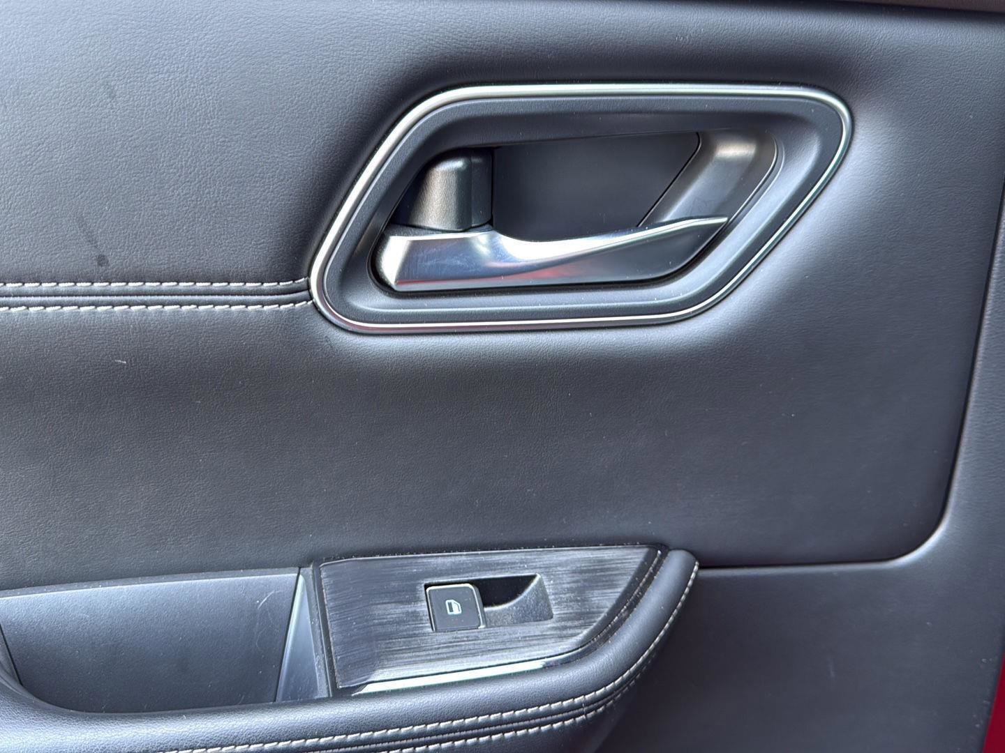 Used 2021 Nissan Rogue SL w/ Premium Package image 17