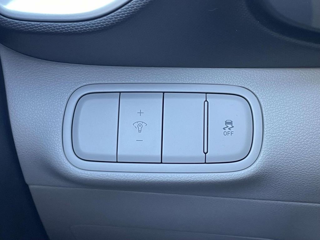 New 2026 Hyundai Venue SEL image 18