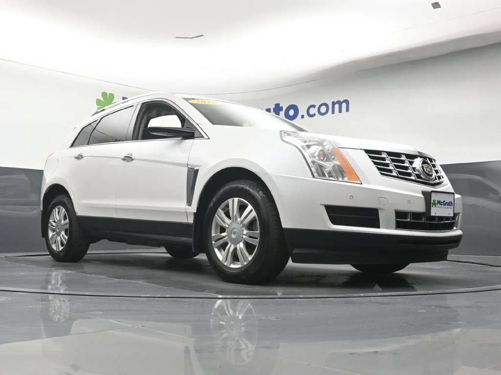 Used 2016 Cadillac SRX Luxury w/ Driver Awareness Package FWD image 29