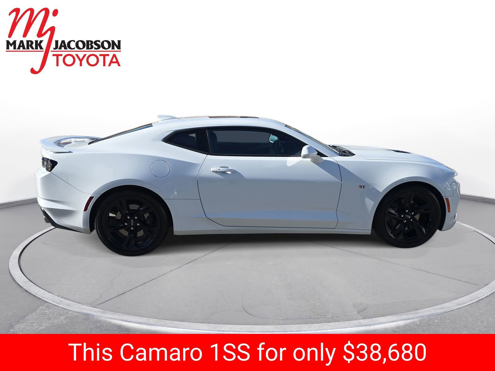 Used 2021 Chevrolet Camaro SS image 8