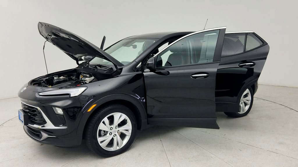 Certified 2025 Buick Encore GX Preferred FWD image 11