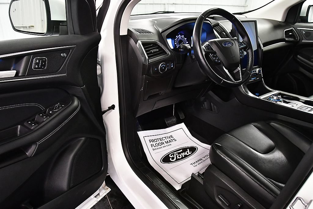 Used 2022 Ford Edge Titanium AWD/4WD image 19