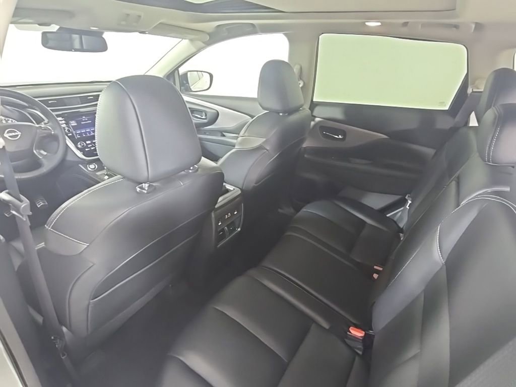 Used 2023 Nissan Murano SL w/ SL Moonroof Package image 25