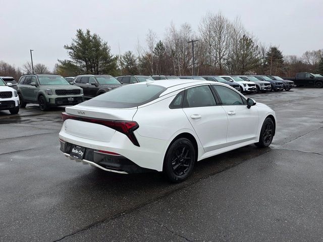New 2026 Kia K5 LXS image 7