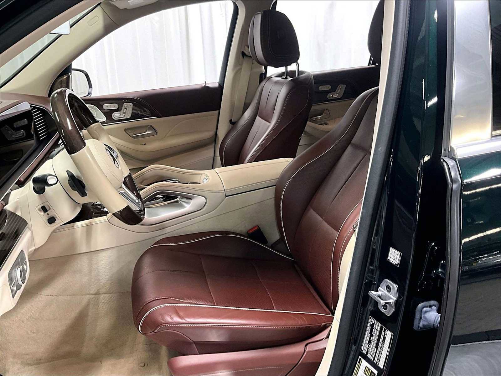 Used 2021 Mercedes-Benz Maybach GLS 600 4MATIC image 8