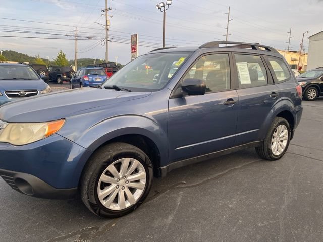 Used 2012 Subaru Forester 2.5X w/ Alloy Wheel Pkg AWD/4WD image 4