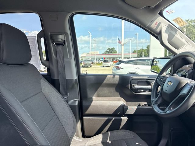 Used 2025 Chevrolet Silverado 1500 Custom RWD image 16