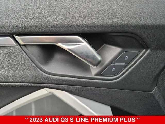 Used 2023 Audi Q3 2.0T Premium Plus w/ Premium Plus Package AWD/4WD image 12