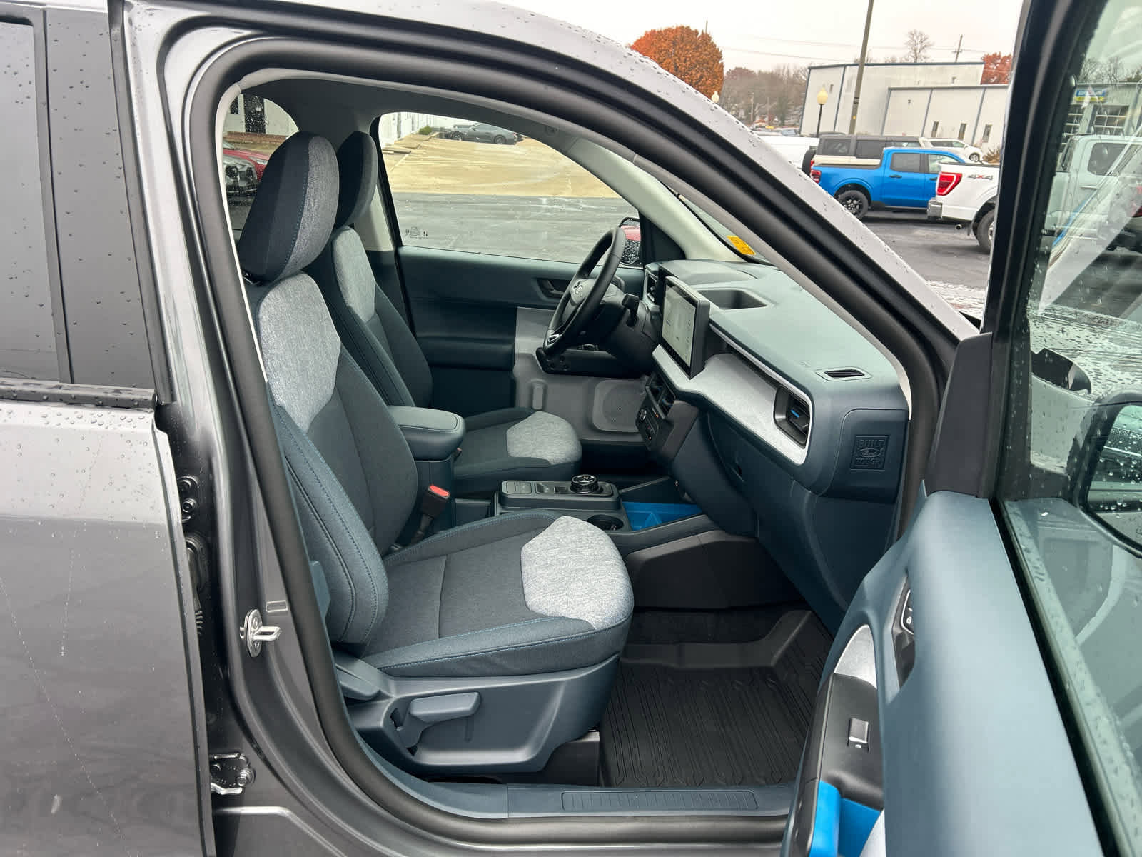 New 2025 Ford Maverick XLT w/ XLT Luxury Package image 16