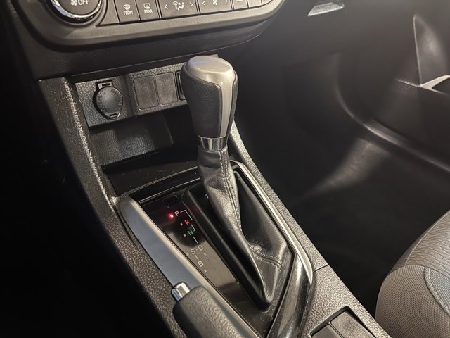 Used 2015 Toyota Corolla L image 25