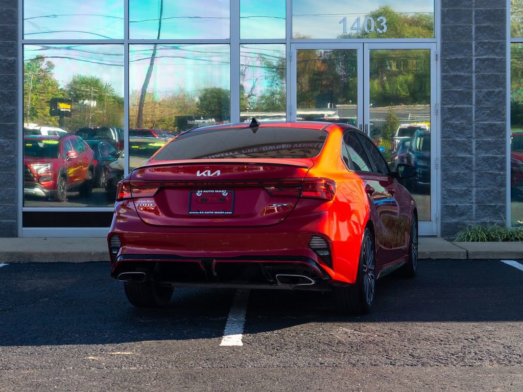 Used 2023 Kia Forte GT w/ GT2 Package image 5