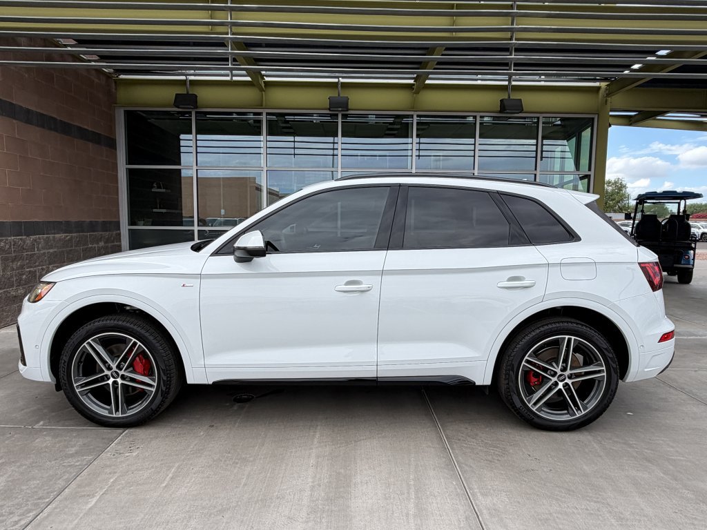 Used 2024 Audi Q5 e Prestige w/ Prestige Package AWD/4WD image 7