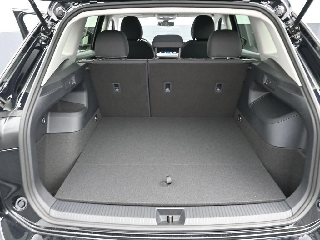 New 2026 Volkswagen Tiguan S image 10