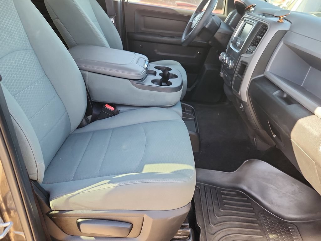 Used 2015 RAM 1500 Express AWD/4WD image 15