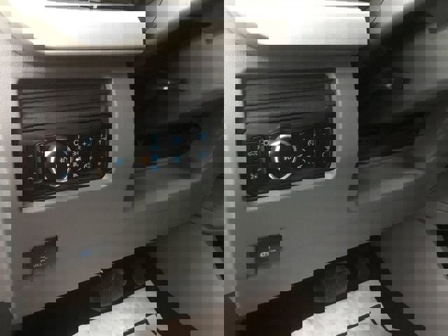 New 2025 Ford F350 XLT w/ Black Appearance Package image 19