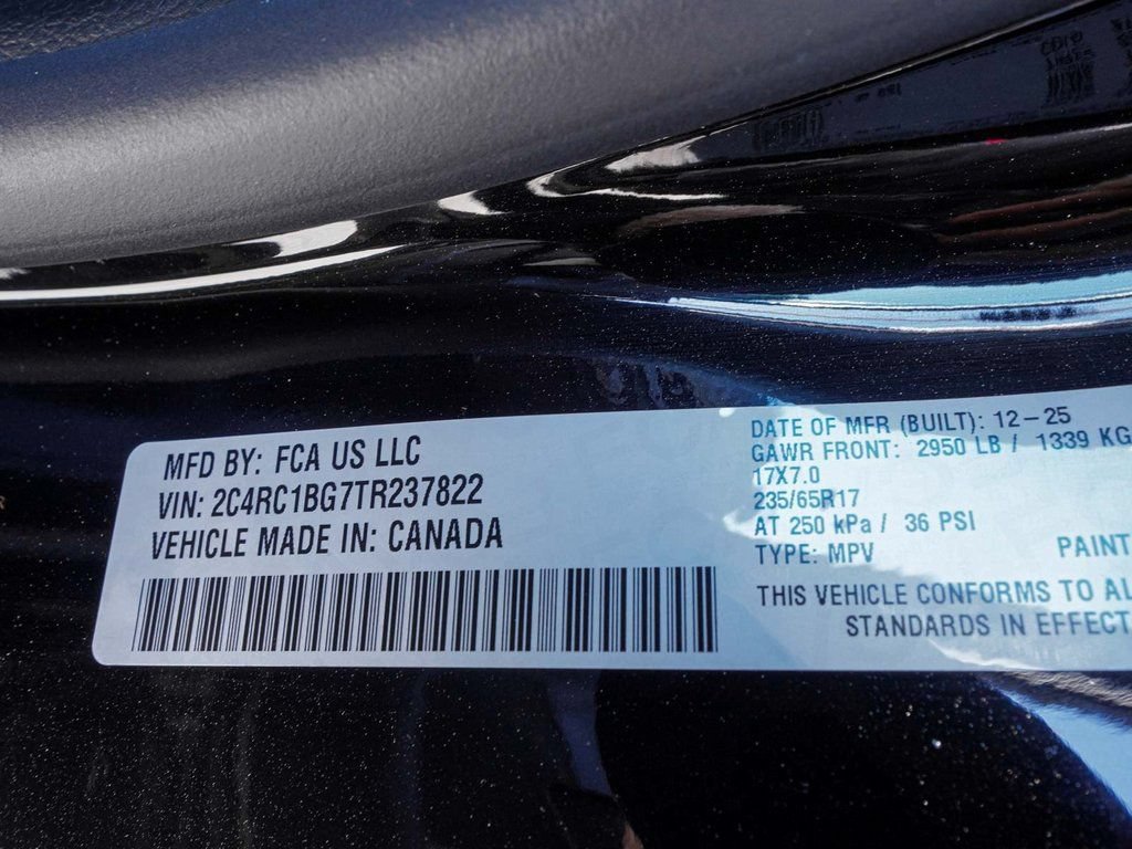New 2026 Chrysler Pacifica Select FWD image 10