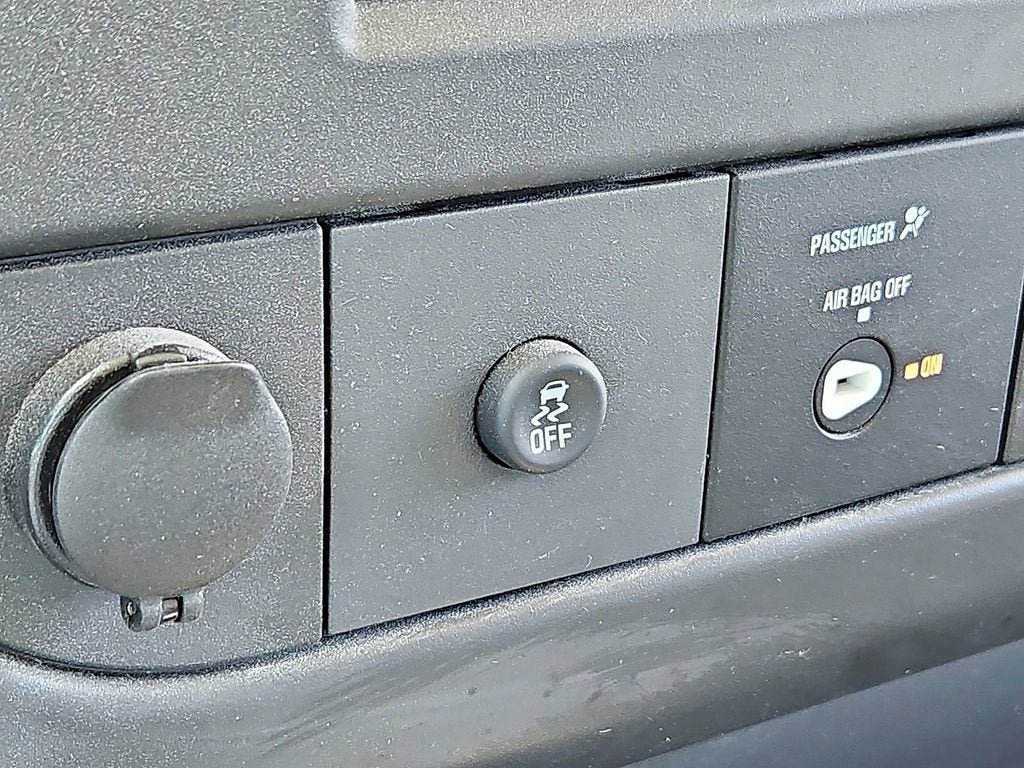 New 2025 Chevrolet Express 3500 w/ Power Convenience Package RWD image 13