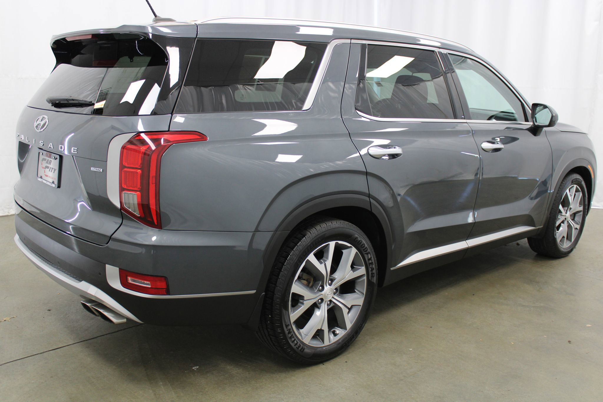 Used 2020 Hyundai Palisade SEL w/ Convenience Package image 4