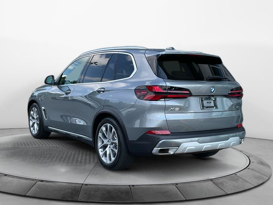 New 2026 BMW X5 xDrive50e AWD/4WD image 5