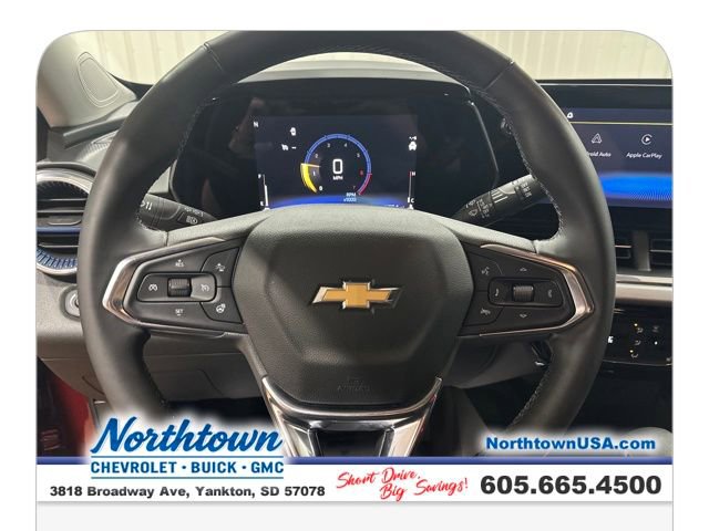 Used 2024 Chevrolet Trax LT w/ Driver Confidence Package image 14