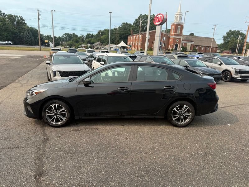 Certified 2024 Kia Forte LXS w/ LXS Technology Package FWD image 5
