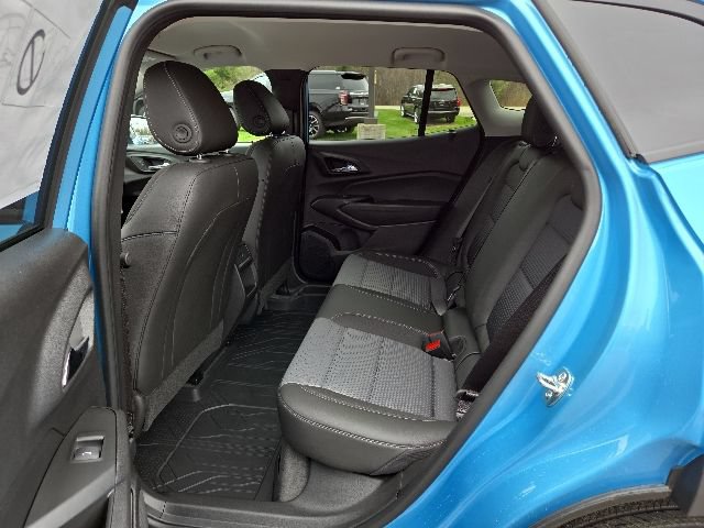 New 2026 Chevrolet Trax LT w/ Driver Confidence Package FWD image 19