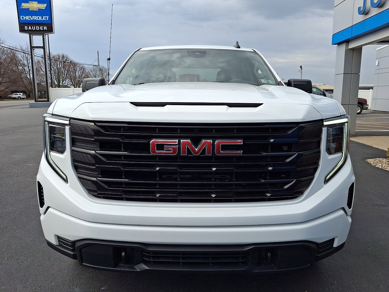 Used 2023 GMC Sierra 1500 Pro w/ Graphite Edition image 2