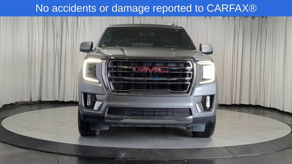 Used 2023 GMC Yukon XL SLT w/ SLT Premium Package AWD/4WD image 3