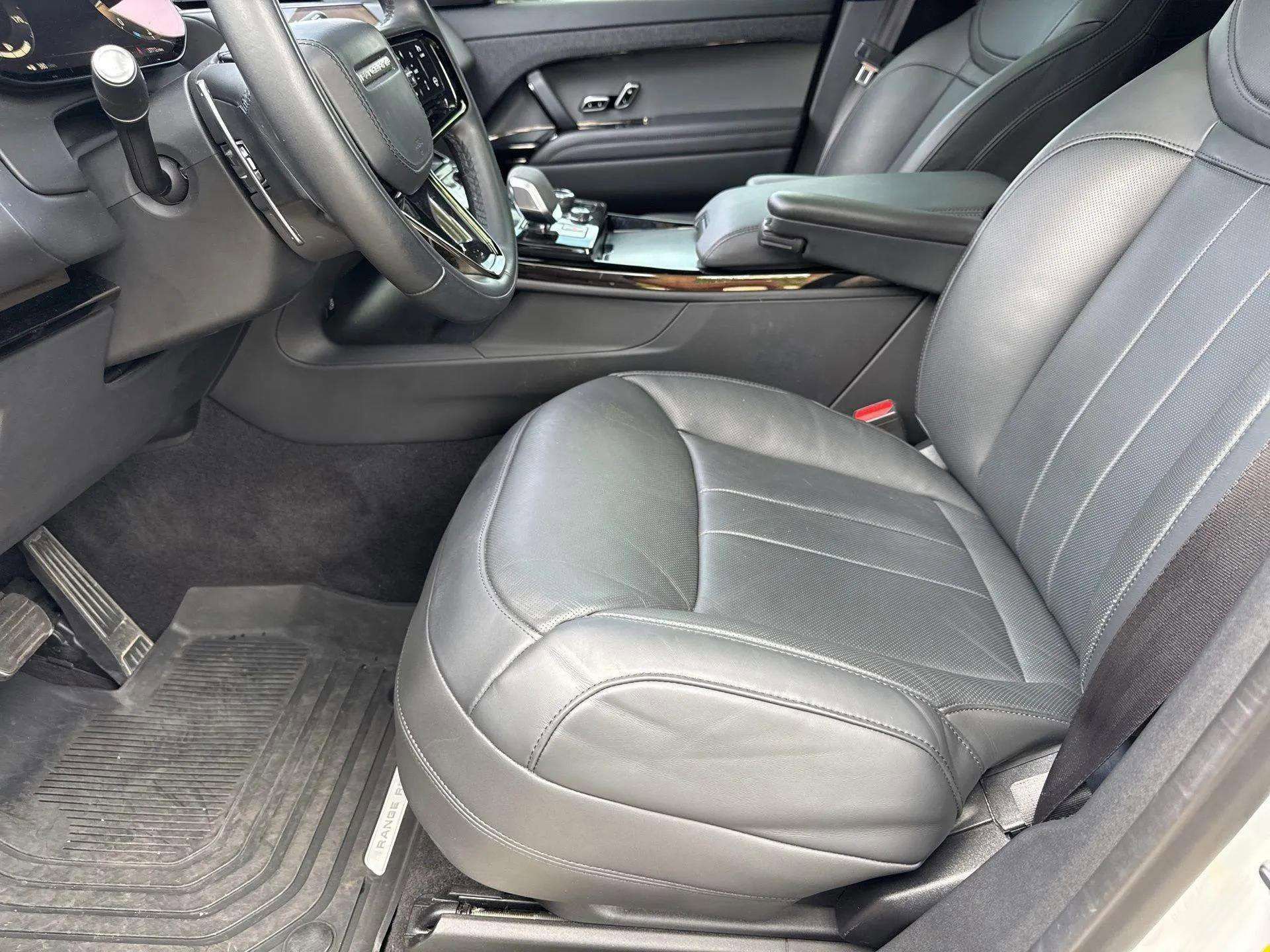 Used 2023 Land Rover Range Rover Sport SE Dynamic AWD/4WD image 32