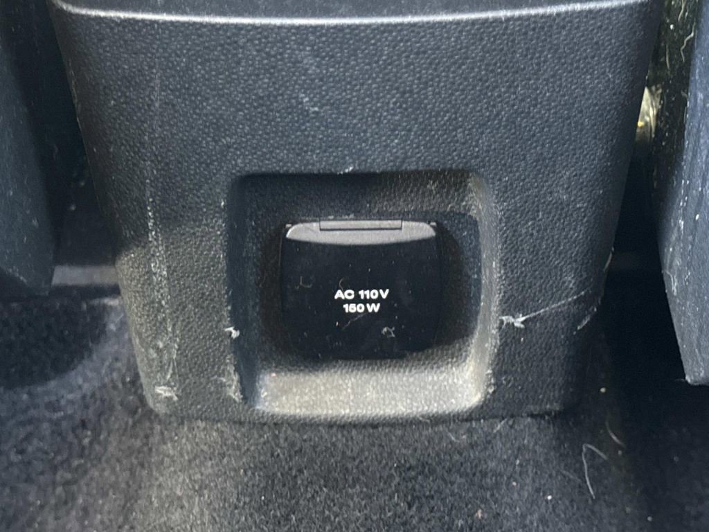 Used 2021 Ford EcoSport SES image 16