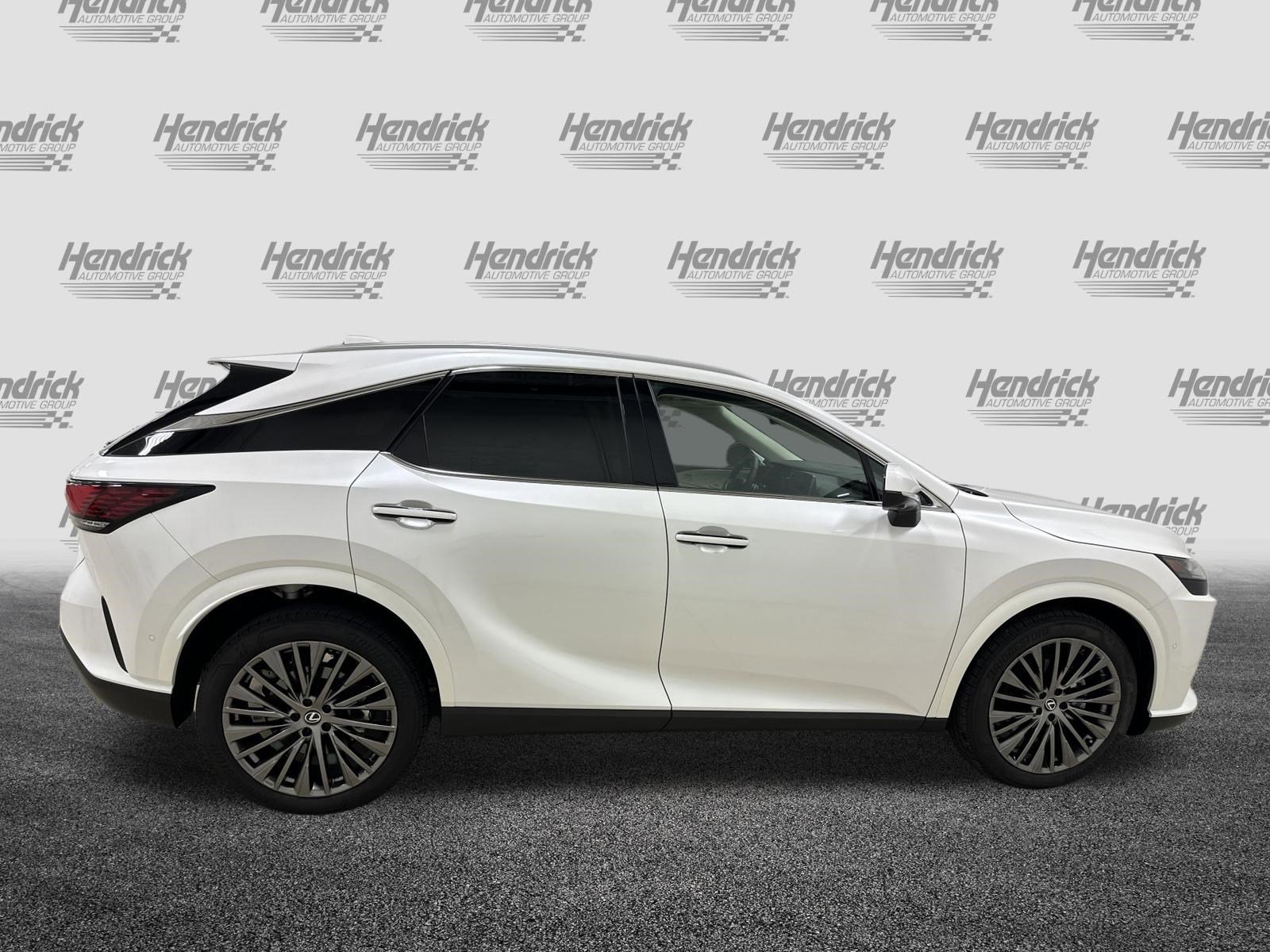 Certified 2025 Lexus RX 350 AWD w/ Convenience Package image 11
