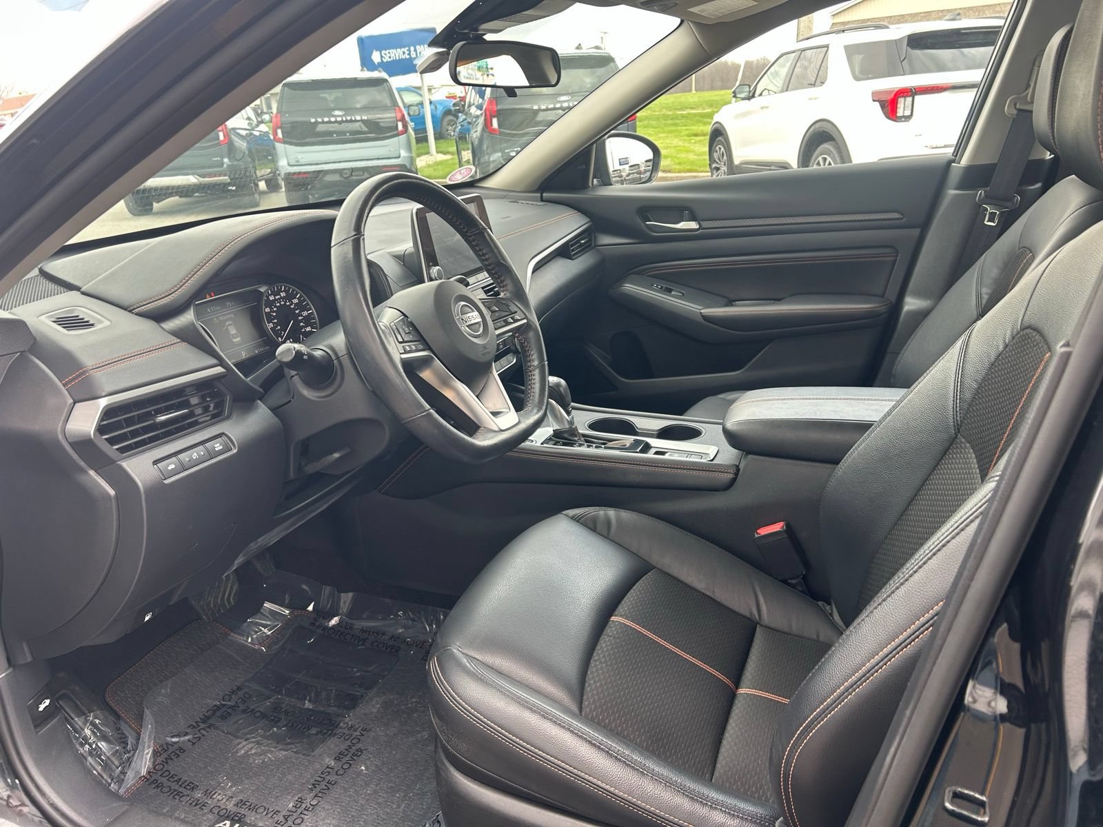 Used 2022 Nissan Altima 2.5 SR AWD/4WD image 9